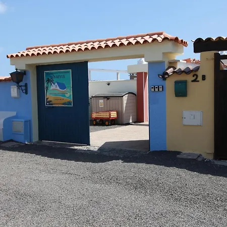 Beachfront Mar Y Sol Los Reyes Appartement *